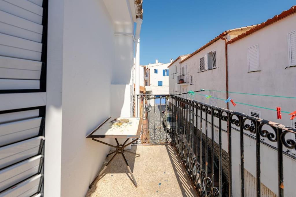 Casa Colomer กาดาเกส ภายนอก รูปภาพ